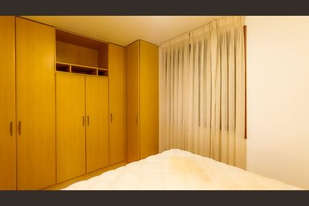 Apartamento à venda com 80m², 3 quartos e 2 vagas Apartamento à venda com 80m², 3 quartos e 2 vagasSuite