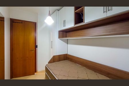 Apartamento à venda com 80m², 3 quartos e 2 vagas Apartamento à venda com 80m², 3 quartos e 2 vagasQuarto 2