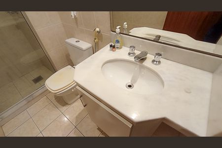 Apartamento à venda com 80m², 3 quartos e 2 vagas Apartamento à venda com 80m², 3 quartos e 2 vagasBanheiro Social