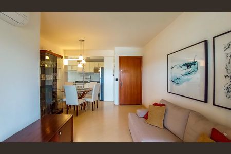 Sala  de apartamento à venda com 3 quartos, 80m² em Cristal, Porto Alegre