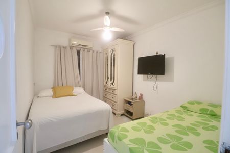 Apartamento para alugar com 140m², 3 quartos e 3 vagas Apartamento para alugar com 140m², 3 quartos e 3 vagasQuarto