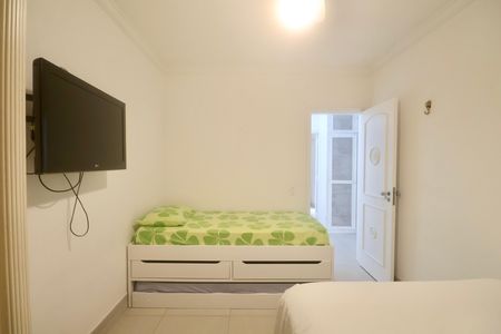 Apartamento para alugar com 140m², 3 quartos e 3 vagas Apartamento para alugar com 140m², 3 quartos e 3 vagasQuarto
