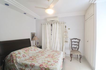 Suíte de apartamento para alugar com 3 quartos, 140m² em Loteamento Joao Batista Juliao, Guarujá
