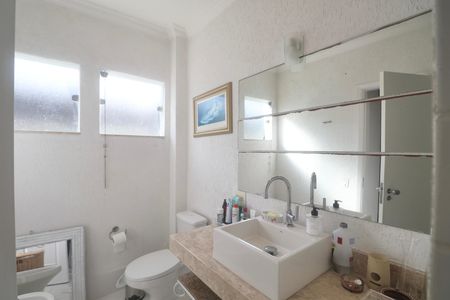 Apartamento para alugar com 140m², 3 quartos e 3 vagas Apartamento para alugar com 140m², 3 quartos e 3 vagasBanheiro Suíte