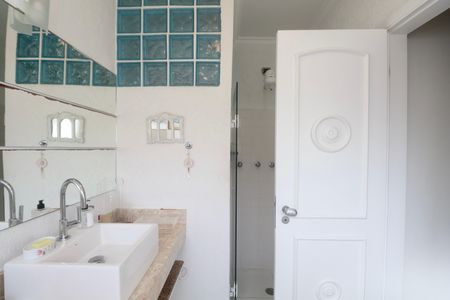 Apartamento para alugar com 140m², 3 quartos e 3 vagas Apartamento para alugar com 140m², 3 quartos e 3 vagasBanheiro Suíte