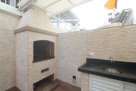 Apartamento para alugar com 140m², 3 quartos e 3 vagas Apartamento para alugar com 140m², 3 quartos e 3 vagasVaranda