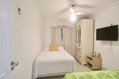 Apartamento para alugar com 140m², 3 quartos e 3 vagas Apartamento para alugar com 140m², 3 quartos e 3 vagasQuarto