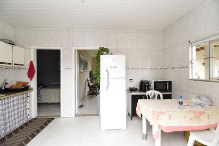 Casa à venda com 100m², 2 quartos e 4 vagas Casa à venda com 100m², 2 quartos e 4 vagasCozinha