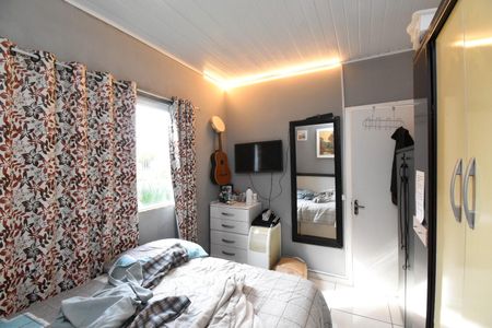 Casa à venda com 100m², 2 quartos e 4 vagas Casa à venda com 100m², 2 quartos e 4 vagasQuarto 2
