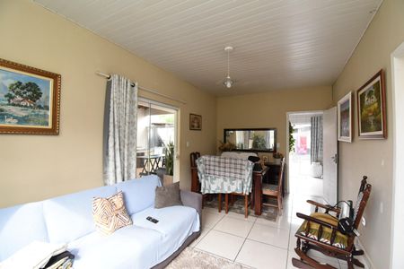 Casa à venda com 100m², 2 quartos e 4 vagas Casa à venda com 100m², 2 quartos e 4 vagasSala