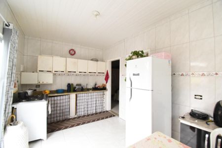 Casa à venda com 100m², 2 quartos e 4 vagas Casa à venda com 100m², 2 quartos e 4 vagasCozinha