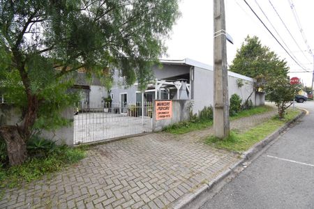Casa à venda com 100m², 2 quartos e 4 vagas Casa à venda com 100m², 2 quartos e 4 vagasFachada