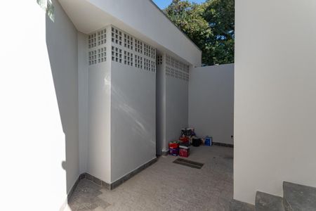 Casa para alugar com 100m², 2 quartos e 5 vagas Casa para alugar com 100m², 2 quartos e 5 vagasÁrea de Serviço