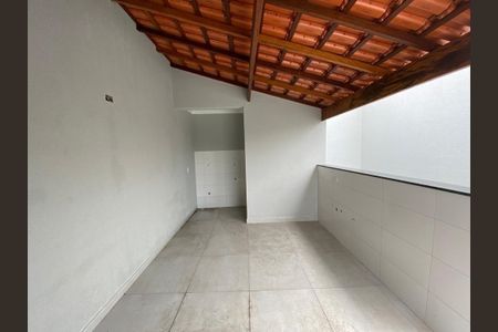 Casa à venda com 2 quartos, 113m² em Vila Curuçá, Santo André