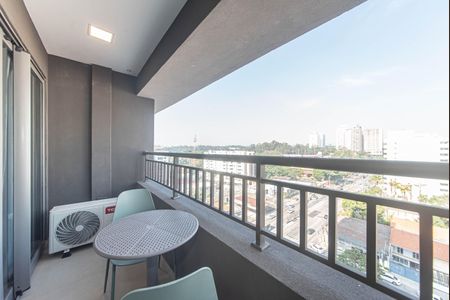 Studio para alugar com 22m², 1 quarto e sem vaga Studio para alugar com 22m², 1 quarto e sem vagaVaranda