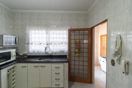 Casa à venda com 237m², 3 quartos e 6 vagas Casa à venda com 237m², 3 quartos e 6 vagasCozinha