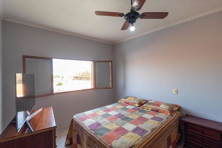 Casa à venda com 237m², 3 quartos e 6 vagas Casa à venda com 237m², 3 quartos e 6 vagasSuíte