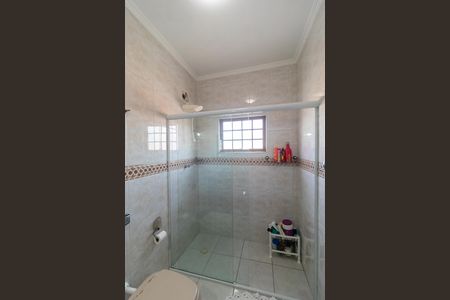 Casa à venda com 237m², 3 quartos e 6 vagas Casa à venda com 237m², 3 quartos e 6 vagasBanheiro da Suíte