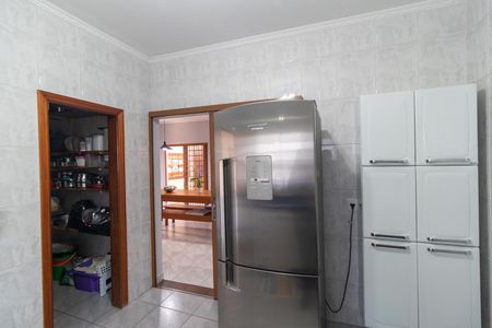 Casa à venda com 237m², 3 quartos e 6 vagas Casa à venda com 237m², 3 quartos e 6 vagasCozinha