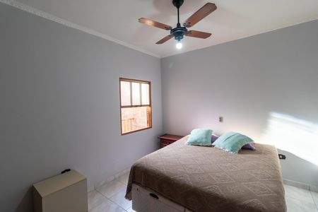 Casa à venda com 237m², 3 quartos e 6 vagas Casa à venda com 237m², 3 quartos e 6 vagasQuarto 01
