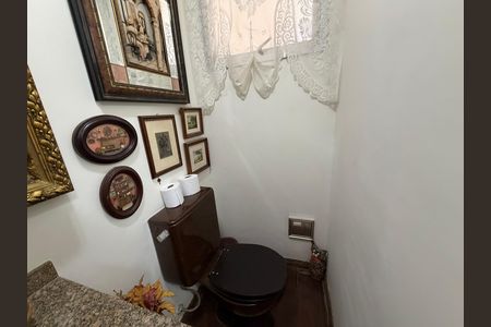 Apartamento para alugar com 178m², 4 quartos e 2 vagas Apartamento para alugar com 178m², 4 quartos e 2 vagasBanheiro
