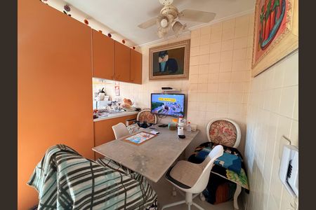Apartamento para alugar com 178m², 4 quartos e 2 vagas Apartamento para alugar com 178m², 4 quartos e 2 vagasCozinha