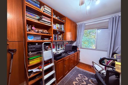 Apartamento para alugar com 178m², 4 quartos e 2 vagas Apartamento para alugar com 178m², 4 quartos e 2 vagasQuarto 2