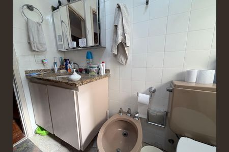 Apartamento para alugar com 178m², 4 quartos e 2 vagas Apartamento para alugar com 178m², 4 quartos e 2 vagasBanheiro 3