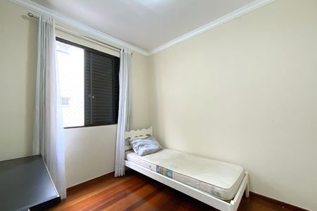 Quarto 2 de apartamento para alugar com 3 quartos, 110m² em Buritis, Belo Horizonte