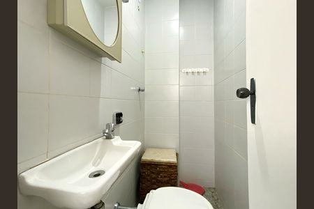 Apartamento para alugar com 110m², 3 quartos e 2 vagas Apartamento para alugar com 110m², 3 quartos e 2 vagasBanheiro de serviço
