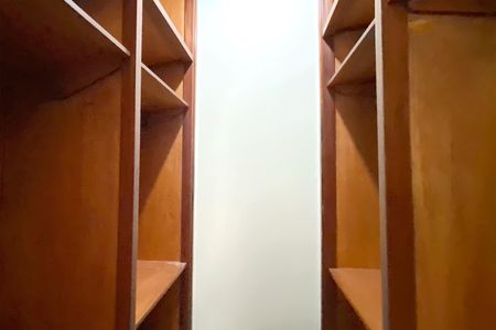 Apartamento para alugar com 110m², 3 quartos e 2 vagas Apartamento para alugar com 110m², 3 quartos e 2 vagasCloset da suíte