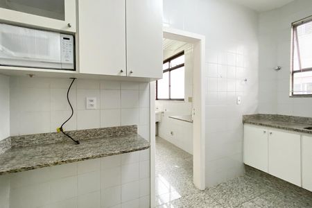 Cozinha de apartamento para alugar com 3 quartos, 110m² em Buritis, Belo Horizonte