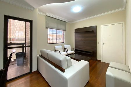 Sala de apartamento para alugar com 3 quartos, 110m² em Buritis, Belo Horizonte