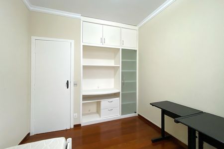 Apartamento para alugar com 110m², 3 quartos e 2 vagas Apartamento para alugar com 110m², 3 quartos e 2 vagasQuarto 2
