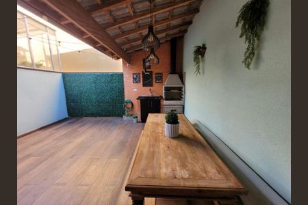 Casa para alugar com 135m², 2 quartos e 2 vagas Casa para alugar com 135m², 2 quartos e 2 vagasÁrea Gourmet