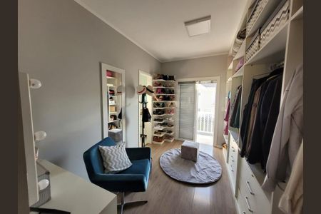 Casa para alugar com 135m², 2 quartos e 2 vagas Casa para alugar com 135m², 2 quartos e 2 vagasCloset