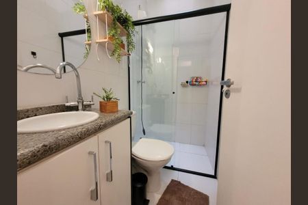 Casa para alugar com 135m², 2 quartos e 2 vagas Casa para alugar com 135m², 2 quartos e 2 vagasBanheiro