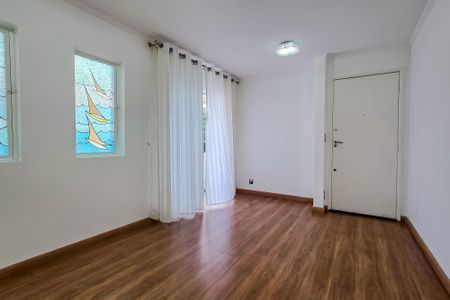 Apartamento para alugar com 2 quartos, 60m² em Jardim, Santo André