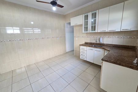 Casa para alugar com 130m², 2 quartos e 2 vagas Casa para alugar com 130m², 2 quartos e 2 vagasCozinha