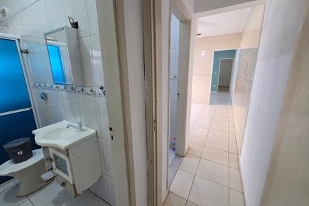 Casa para alugar com 130m², 2 quartos e 2 vagas Casa para alugar com 130m², 2 quartos e 2 vagasBanheiro da Suíte 1