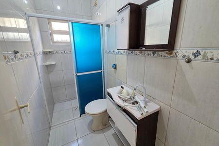 Casa para alugar com 130m², 2 quartos e 2 vagas Casa para alugar com 130m², 2 quartos e 2 vagasBanheiro