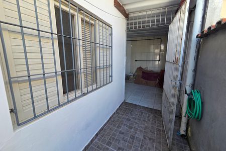 Casa para alugar com 130m², 2 quartos e 2 vagas Casa para alugar com 130m², 2 quartos e 2 vagasQuintal