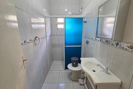 Casa para alugar com 130m², 2 quartos e 2 vagas Casa para alugar com 130m², 2 quartos e 2 vagasBanheiro da Suíte 1