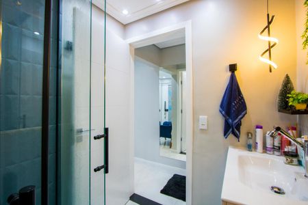 Casa à venda com 100m², 2 quartos e 1 vaga Casa à venda com 100m², 2 quartos e 1 vagaBanheiro social
