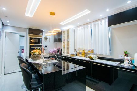 Casa à venda com 100m², 2 quartos e 1 vaga Casa à venda com 100m², 2 quartos e 1 vagaCozinha