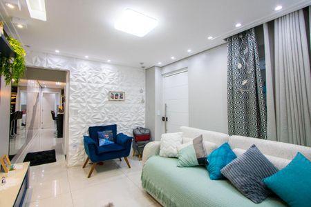 Casa à venda com 100m², 2 quartos e 1 vaga Casa à venda com 100m², 2 quartos e 1 vagaSala