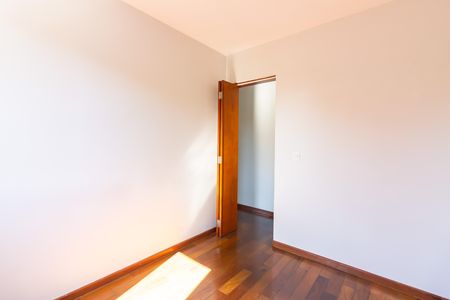 Apartamento à venda com 47m², 2 quartos e 1 vaga Apartamento à venda com 47m², 2 quartos e 1 vagaQuarto 2