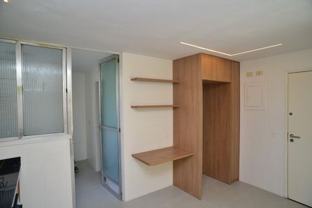 Apartamento para alugar com 140m², 3 quartos e 2 vagas