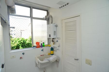 Apartamento para alugar com 140m², 3 quartos e 2 vagas