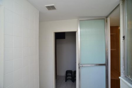 Apartamento para alugar com 140m², 3 quartos e 2 vagas